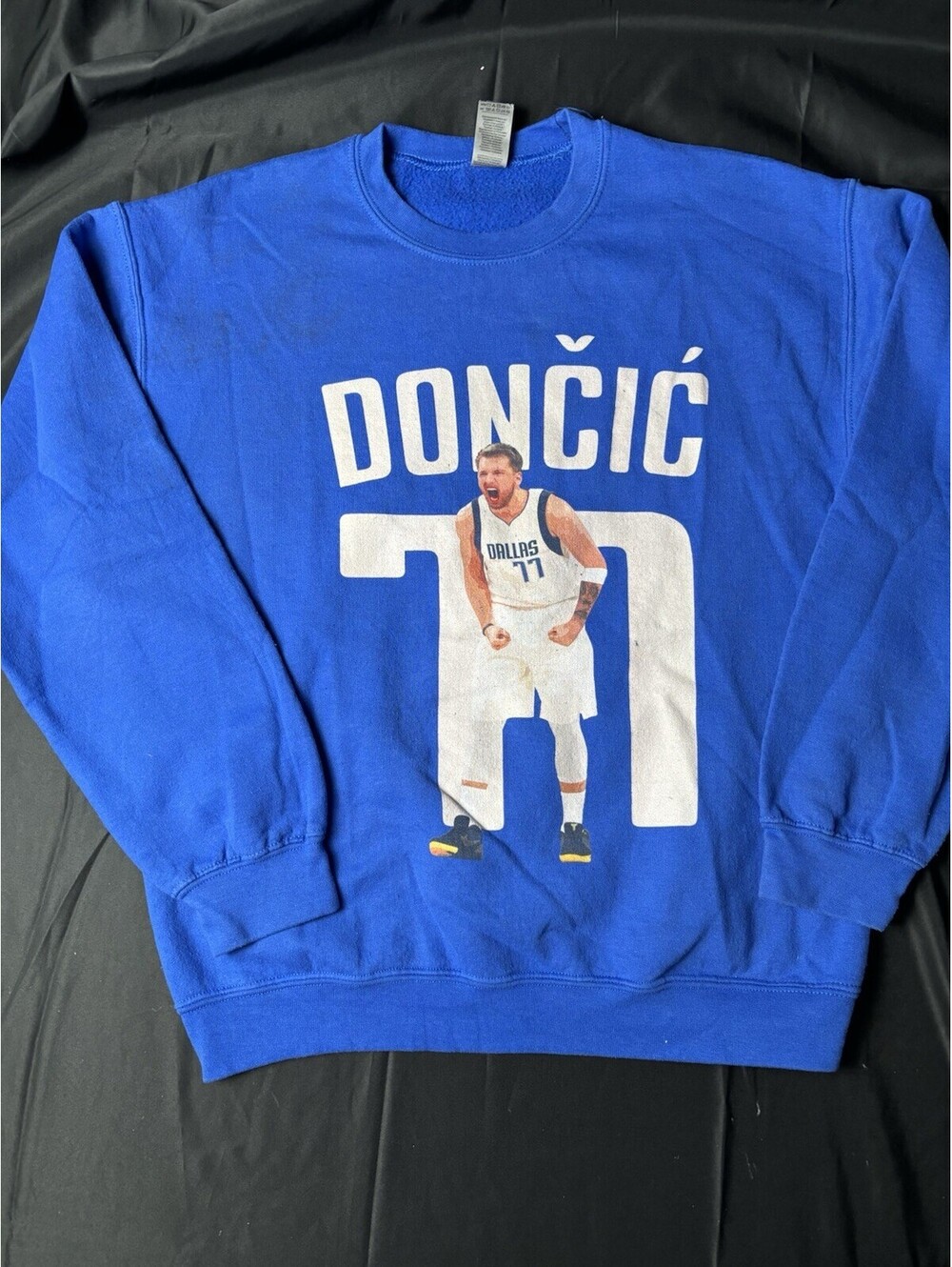 Dallas Mavericks Luka  Sweatshirt Medium